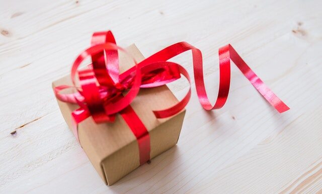 Pomysły na spersonalizowane prezenty prezent