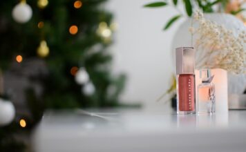 Jak pielęgnować usta przed nałożeniem Pomadki