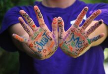 Jak używać markera do tkanin?