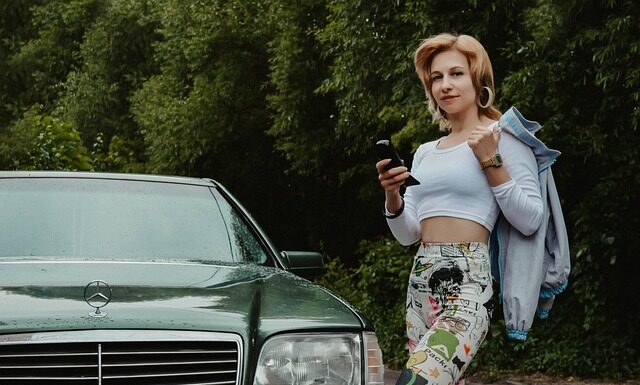 W jakim przypadku używamy w laboratorium chłodnicy zwrotnej?