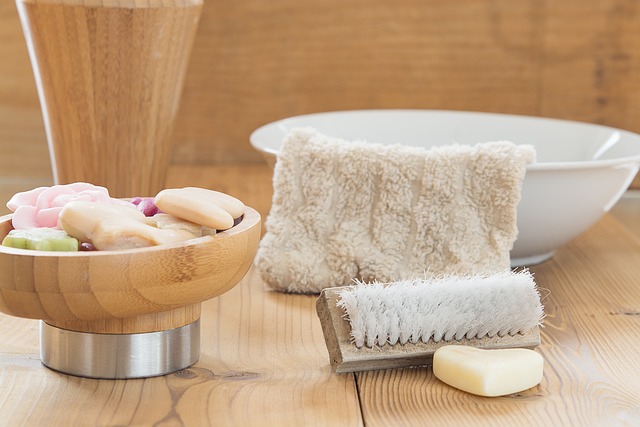 Czy można myć plastik w myjce ultradźwiękowej? Czy można myć plastik w myjce ultradźwiękowej?